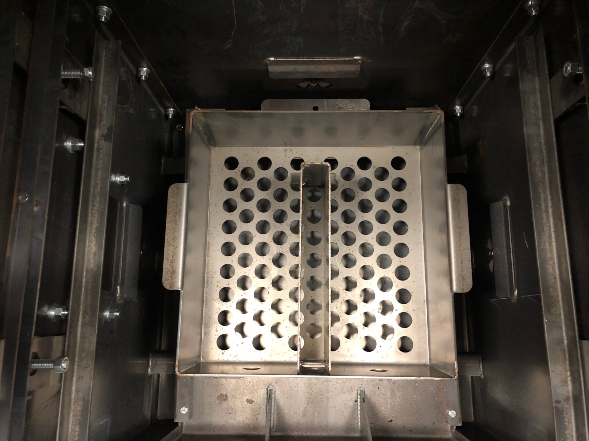 Open fire box on the Bar-Be-Cube