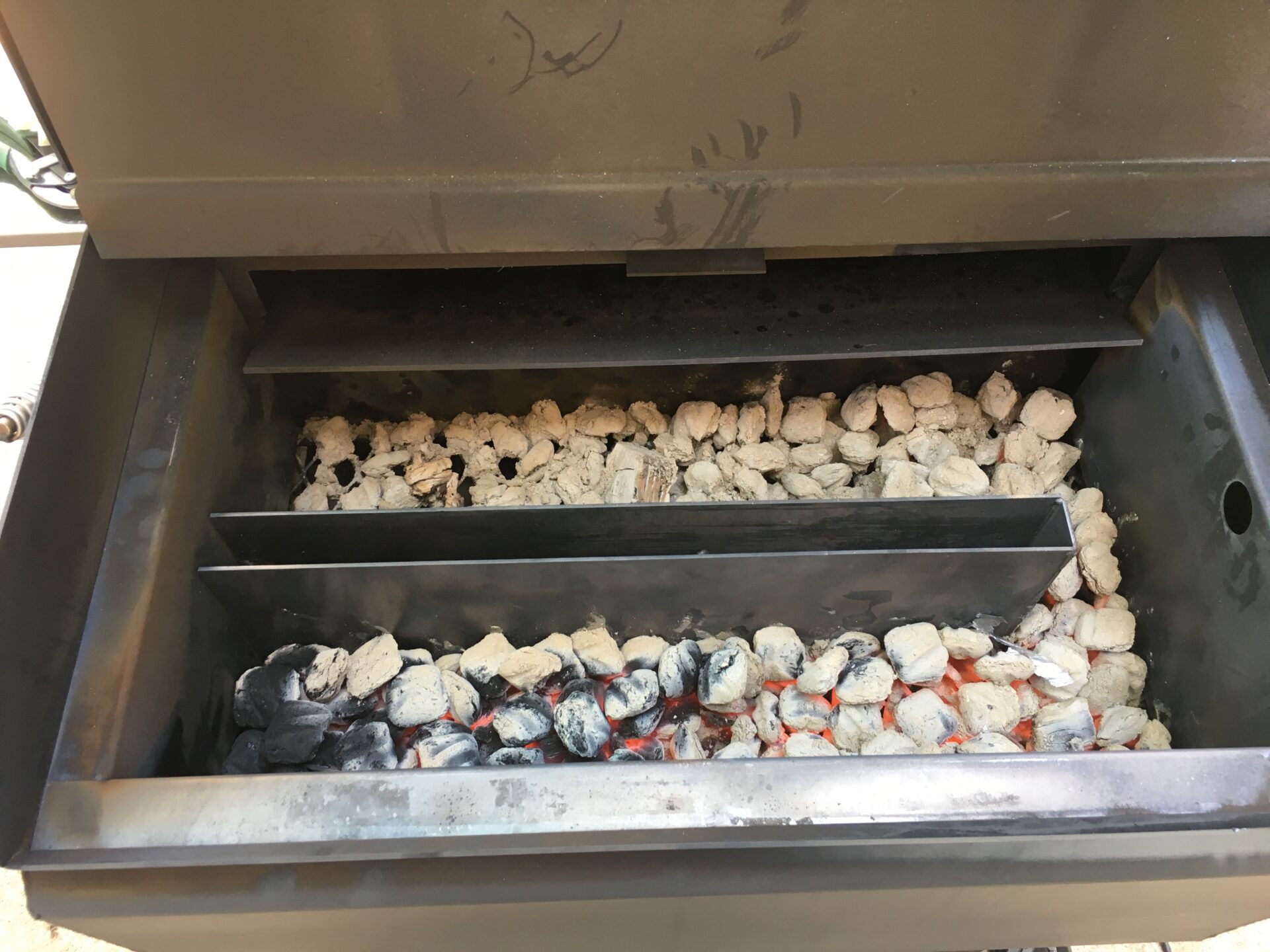 Pit Boss - Charcoal divider with coals