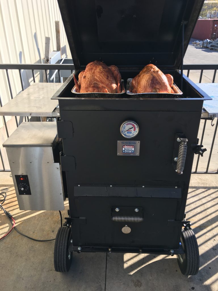 The Bar-Be-Cube Smoker/Grill gives all barbecue enthusiasts the option of smoking slow with low heat or searing and grilling fast with high heat.