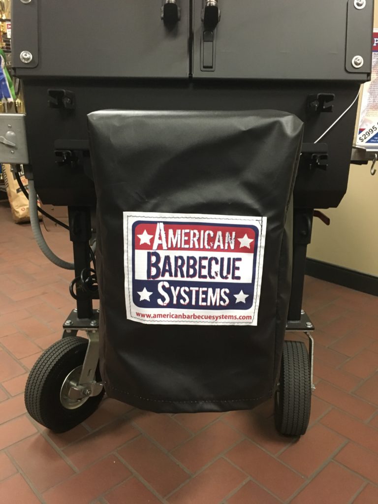Keep your smoker/grill safe with this grill cover, built to last!
